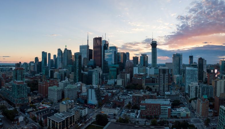 RE/MAX Canada | Why Have Toronto Real Estate Prices Not Crashed? 