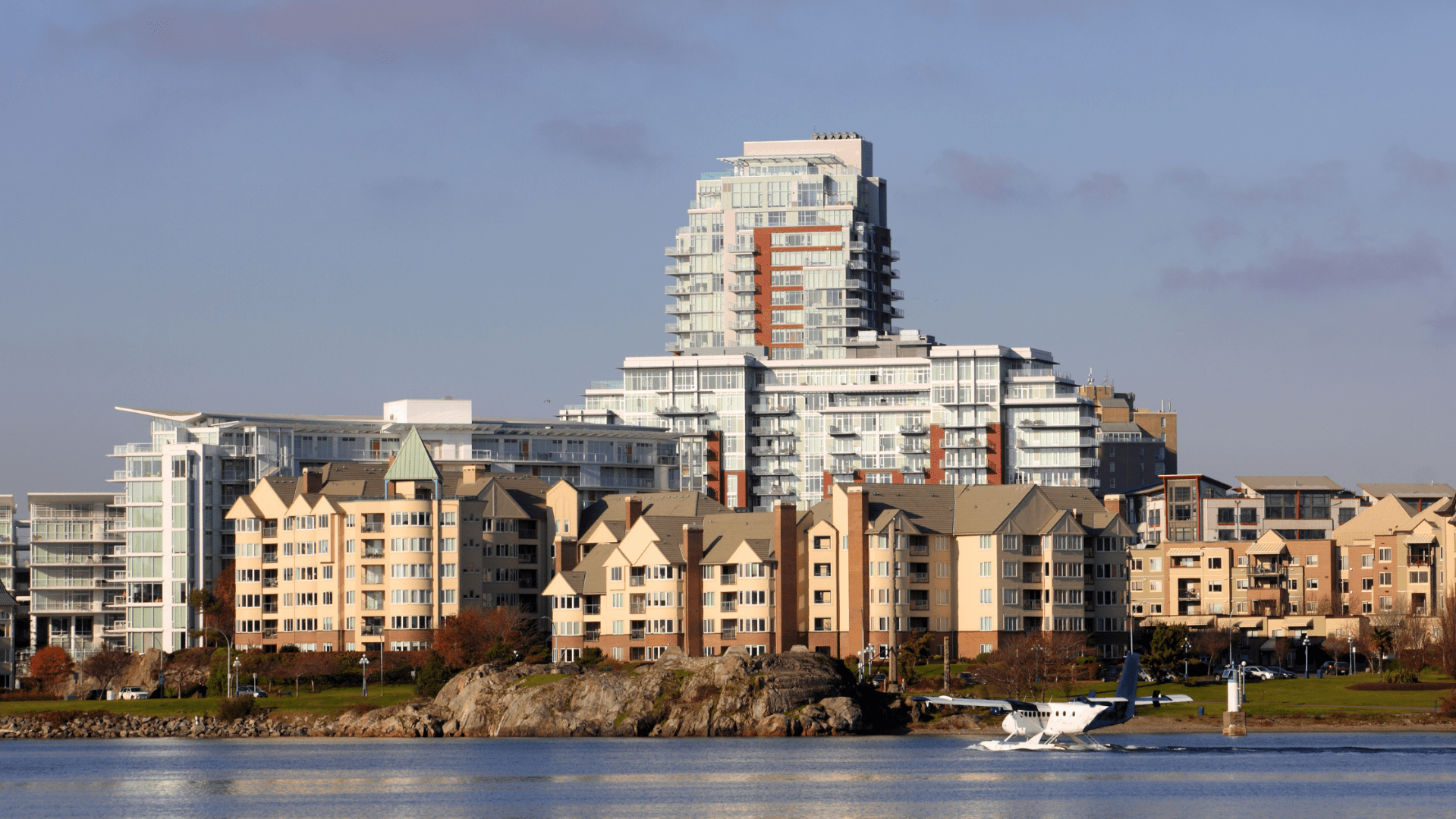 Dwindling Inventory Pushes Prices Upwards in Victoria’s Real Estate Market