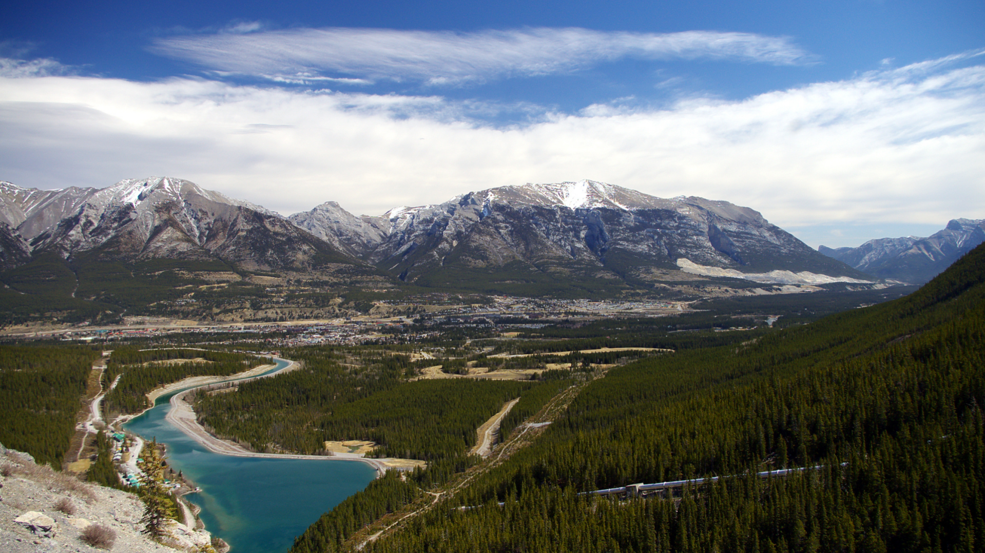 Canmore Real Estate: Out-of-Province Buyers Driving Recreational Property Sales