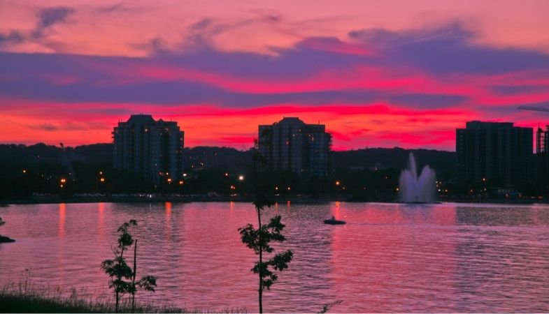 Barrie Housing Market Enjoys Above-Average Sales
