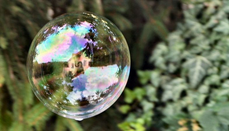 “Bubble Risks” Named in Canadian Housing Market