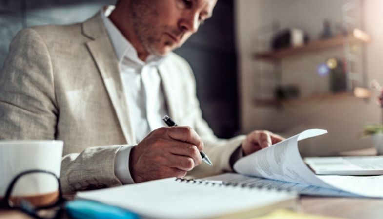 What Does a Real Estate Lawyer Do?