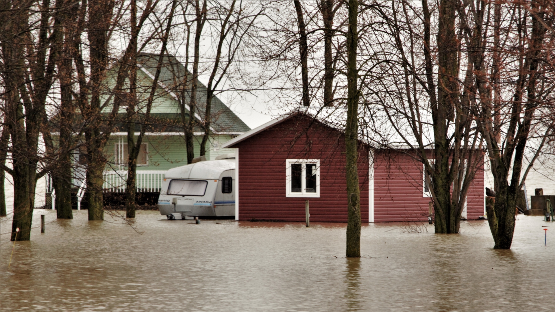 Flood Insurance in Canada: Is Your House in a Flood Zone?