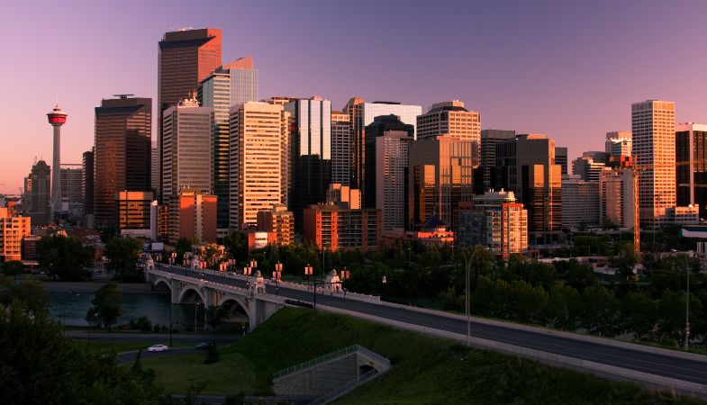 Calgary Real Estate: Condo Sales Rise 65% in 2022, Price Up 6%