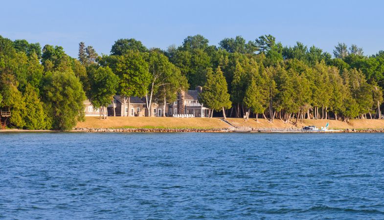 Lake Simcoe Cottage Market Trends (2023)