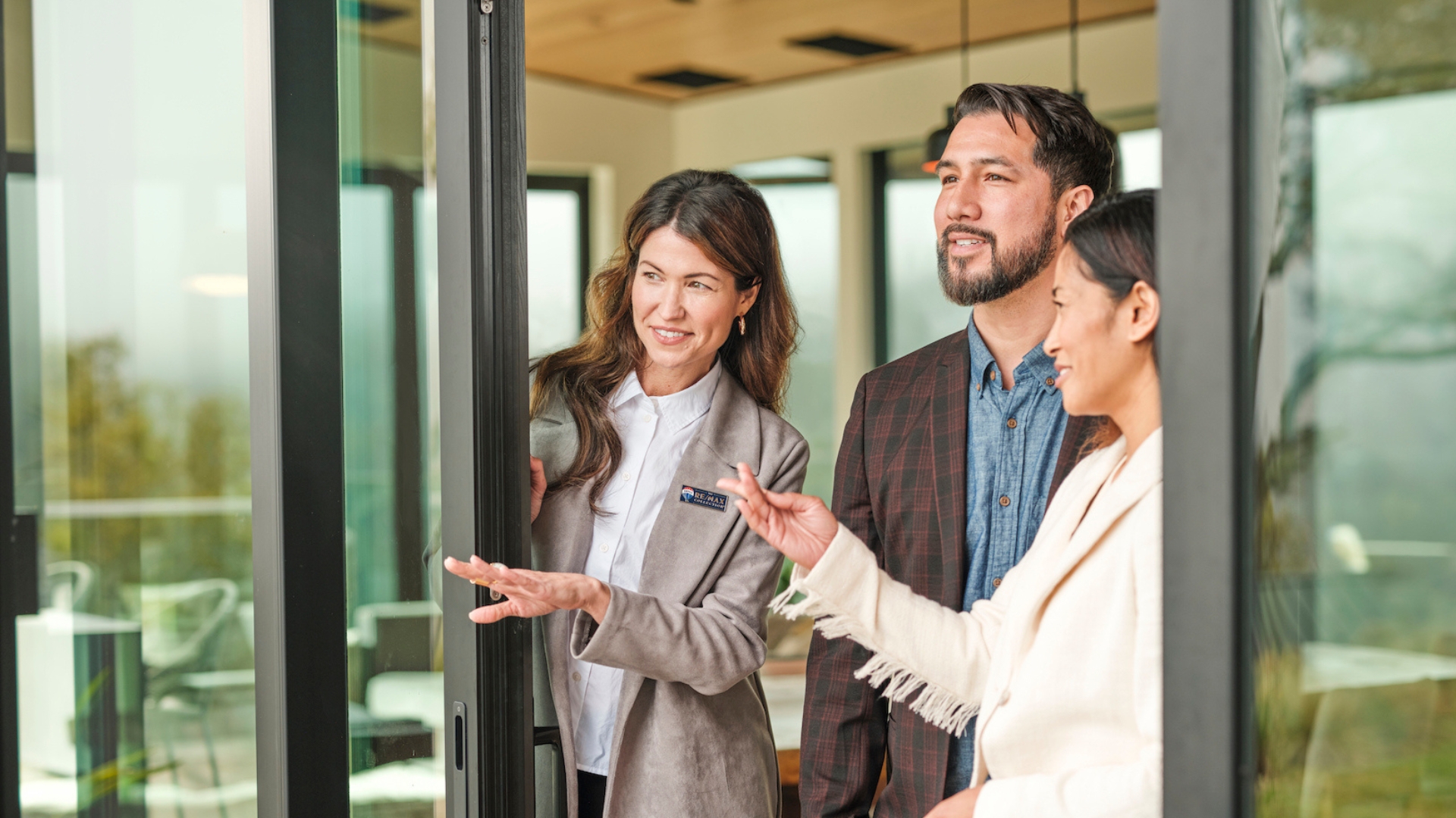 What Are Conditions on a Real Estate Offer?