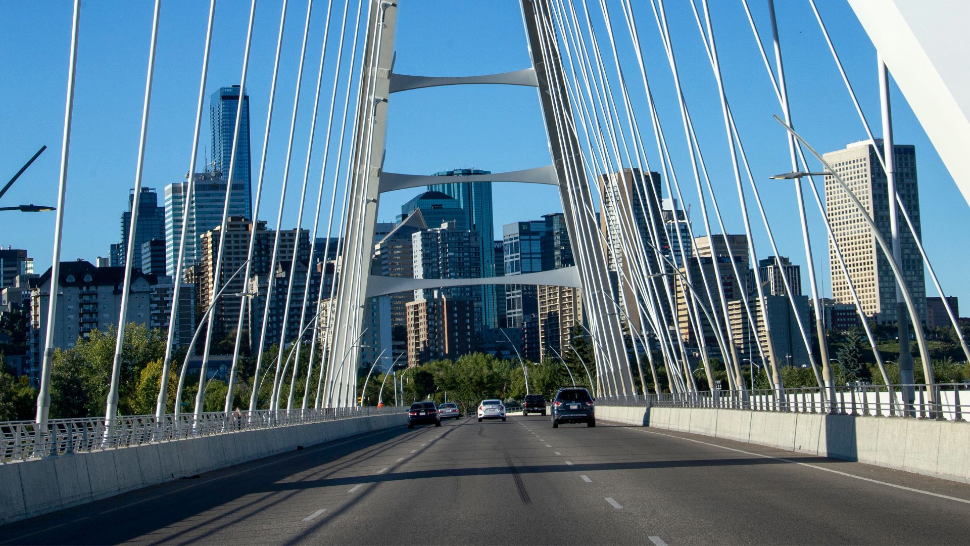 Why is Everyone Moving to Alberta? A Real Estate Perspective