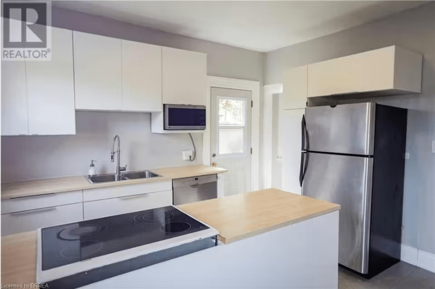 5 Detached Homes for Sale in Southern Ontario Under 400,000 RE/MAX Canada