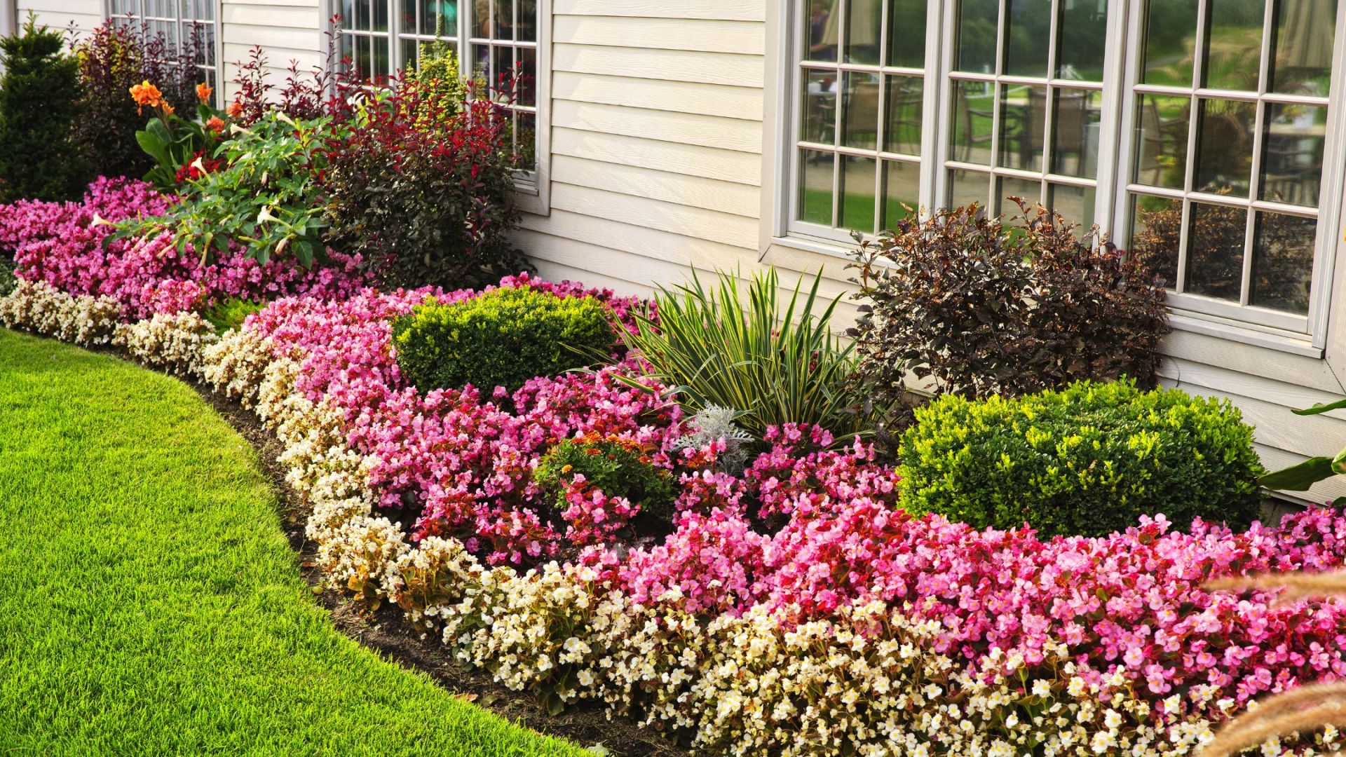 8 Easy Outdoor Home Improvements to Consider This Spring