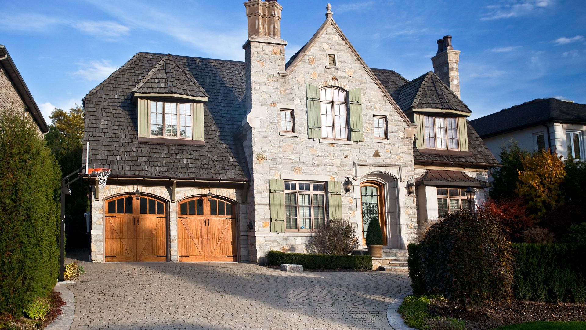 How Much Per Square Foot to Build a House in Ontario?