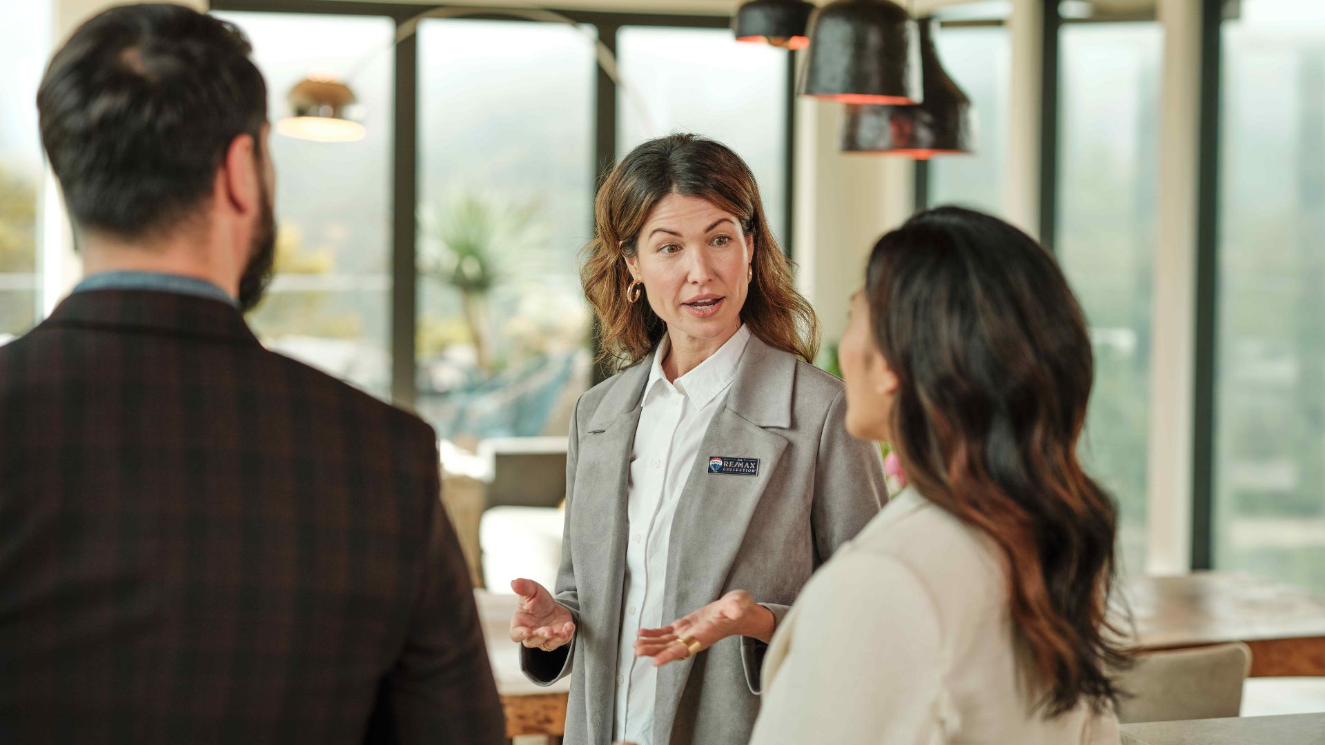 What Happens at a House Showing?