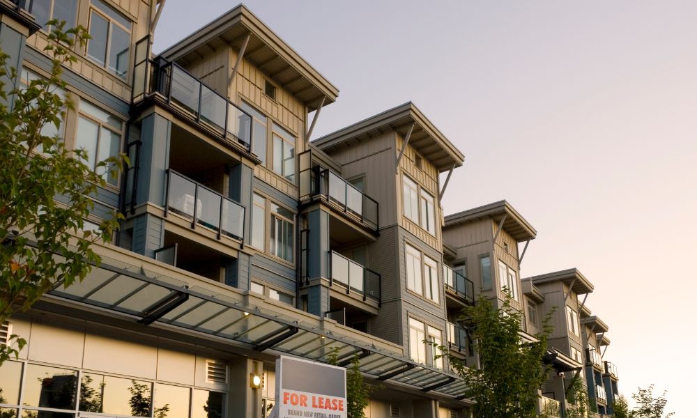 Should I Buy a House First or Sell First?